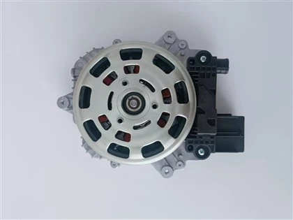 MOTEUR DE VENTILATEUR DE REFROIDISSEMENT TOYOYA Highlander 2022
